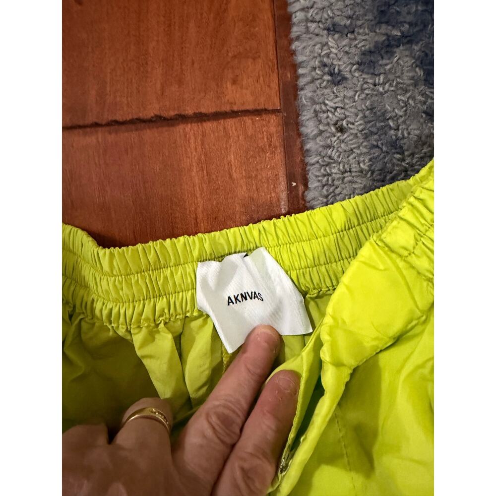 Ankvas Wide-leg Cargo Pants. Vibrant neon green. - Picture 3 of 5